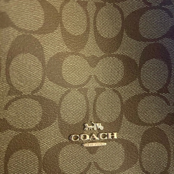 Coach purse used once - Picture 6 of 6